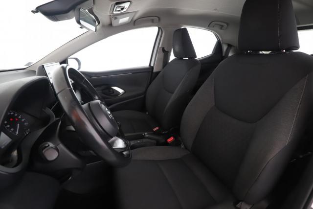 Toyota Yaris image 3