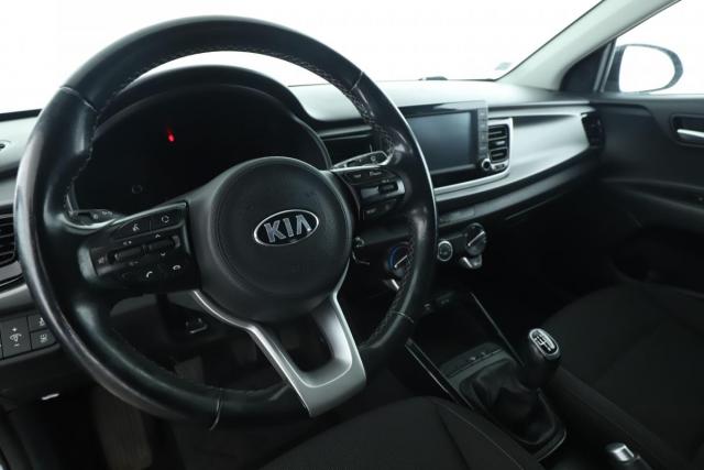 Kia Rio image 3
