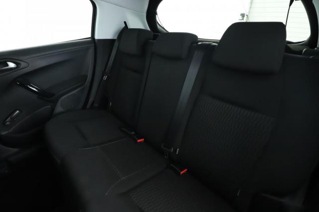 Peugeot 208 image 6
