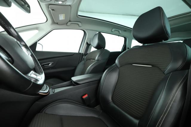 Renault Grand Scénic image 2