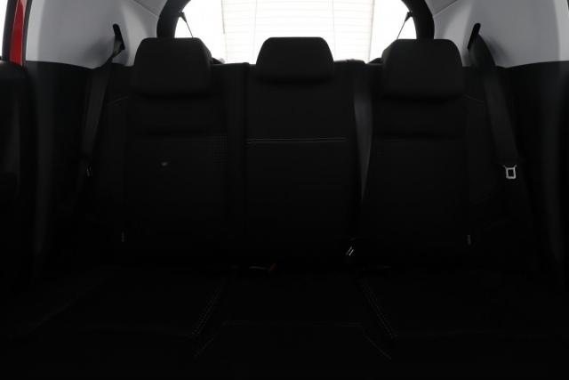 Peugeot 208 image 4
