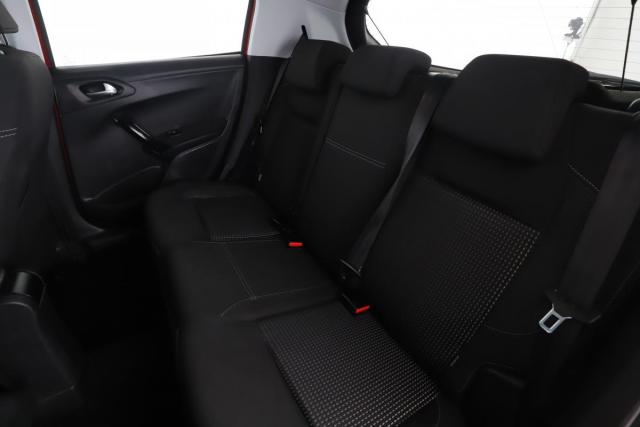 Peugeot 208 image 2