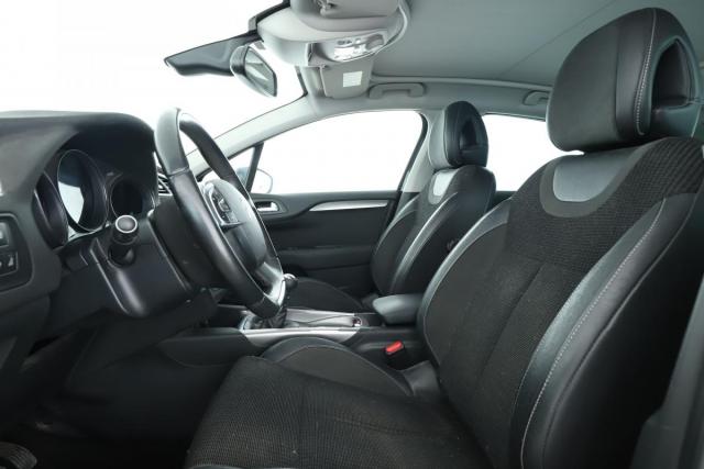Citroen C4 image 2