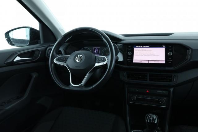 Volkswagen T-Cross image 3