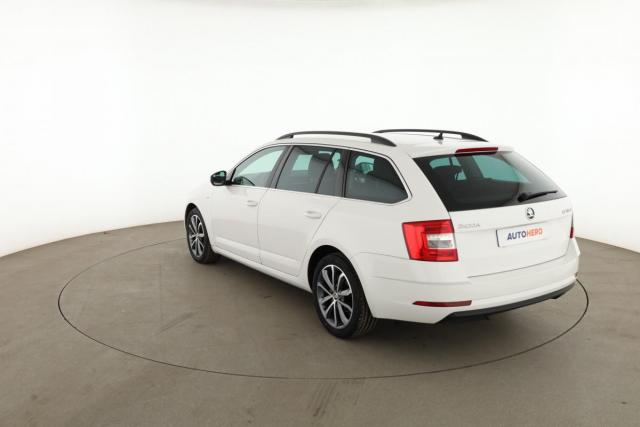 Skoda Octavia image 1