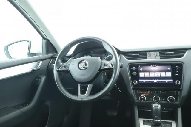 Skoda Octavia image 3