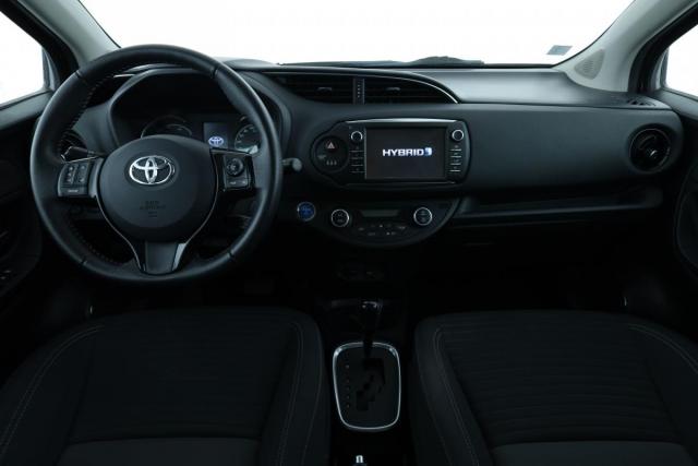 Toyota Yaris image 2