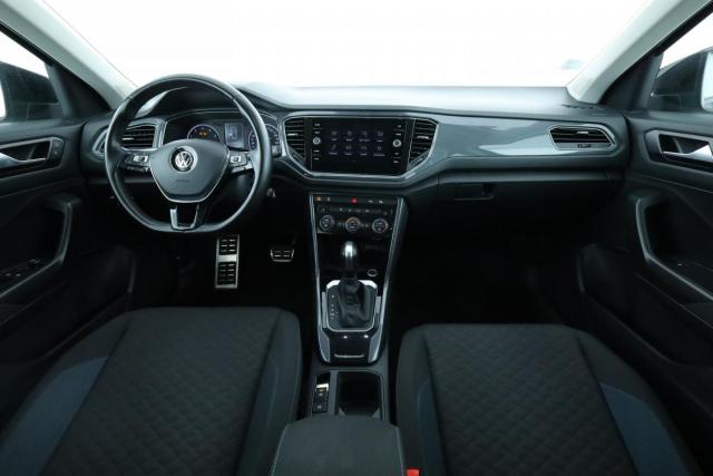 Volkswagen T-Roc image 2