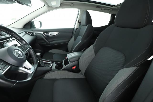 Nissan Qashqai image 1