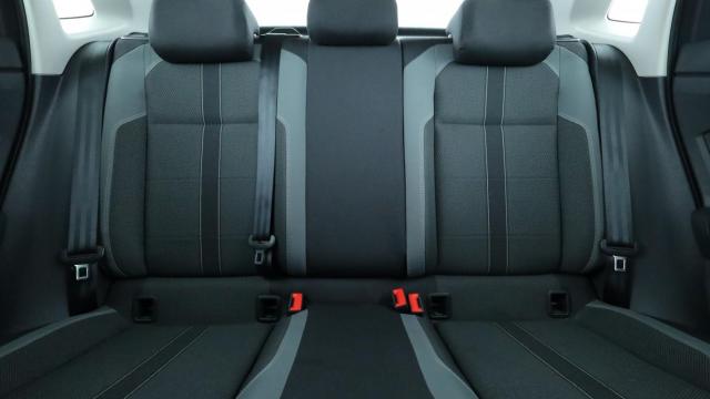 Volkswagen Polo image 9