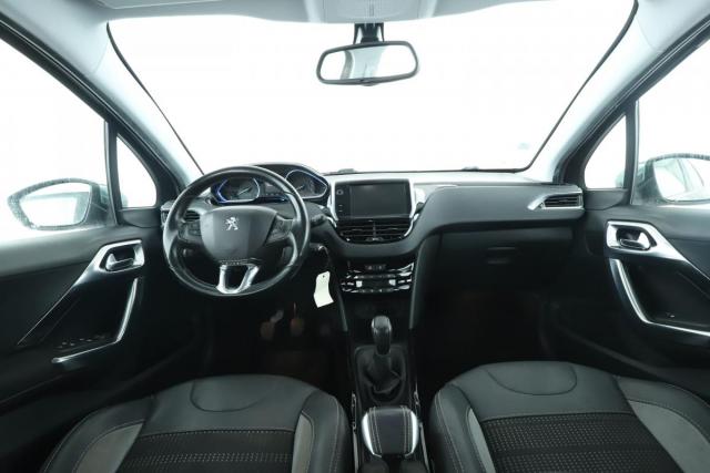 Peugeot 2008 image 4