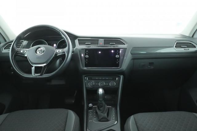 Volkswagen Tiguan image 8