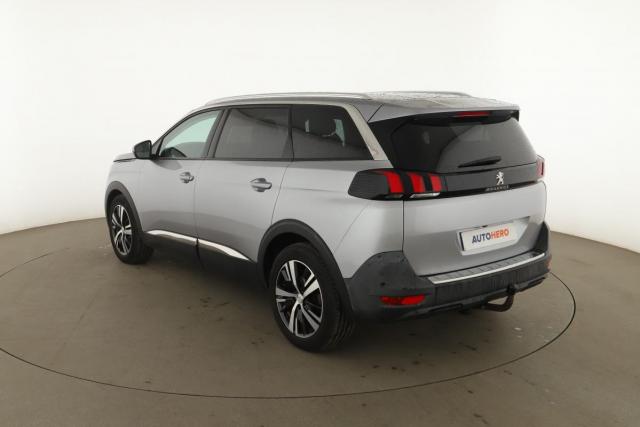 Peugeot 5008 image 3