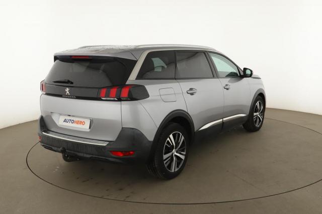 Peugeot 5008 image 6