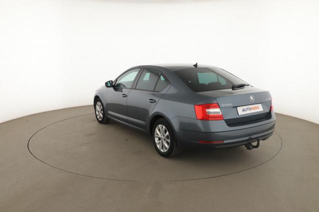 Skoda Octavia image 1