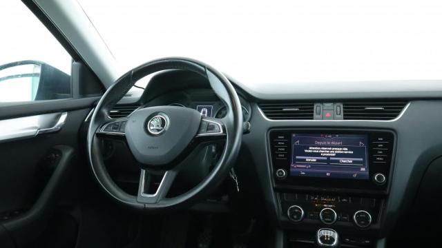 Skoda Octavia image 7