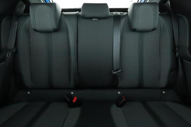 Peugeot 208 image 7