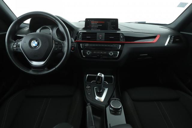 Bmw Série 1 image 1