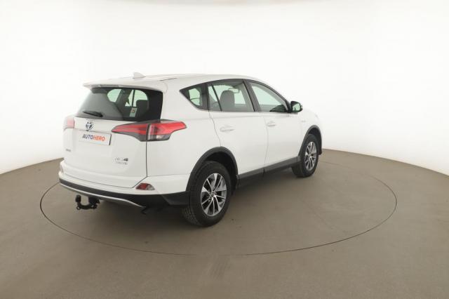 Toyota Rav4 image 2