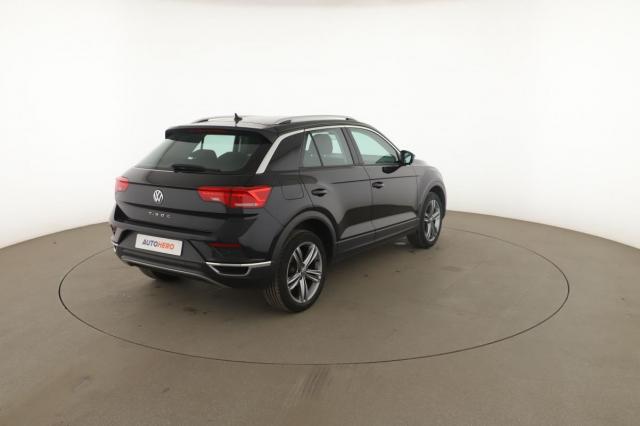 Volkswagen T-Roc image 8