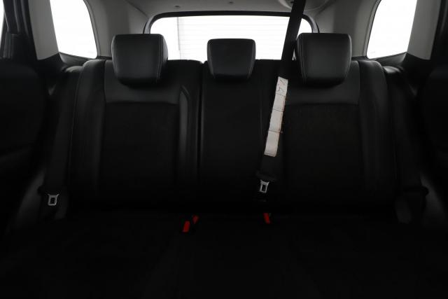 Suzuki Vitara image 9