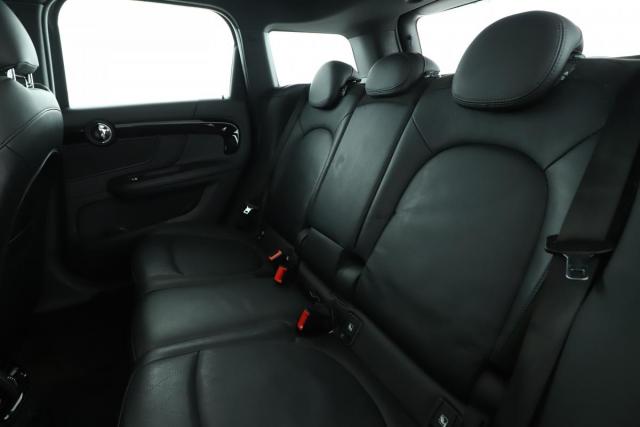 Mini Countryman image 9