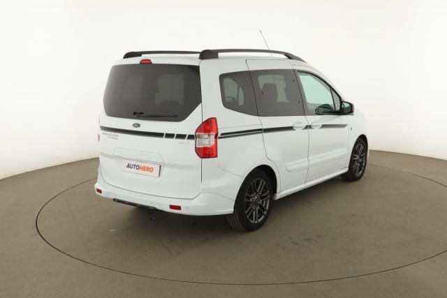 Ford Tourneo image 3