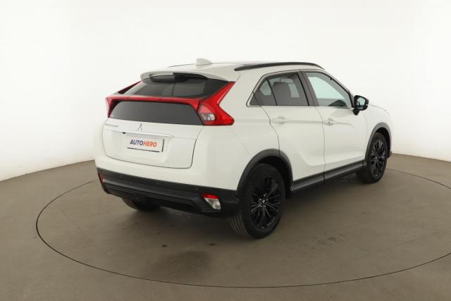 Mitsubishi Eclipse Cross image 9
