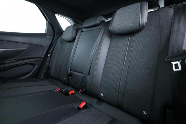 Peugeot 3008 image 5
