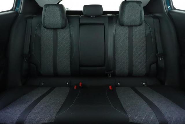 Peugeot 408 image 9