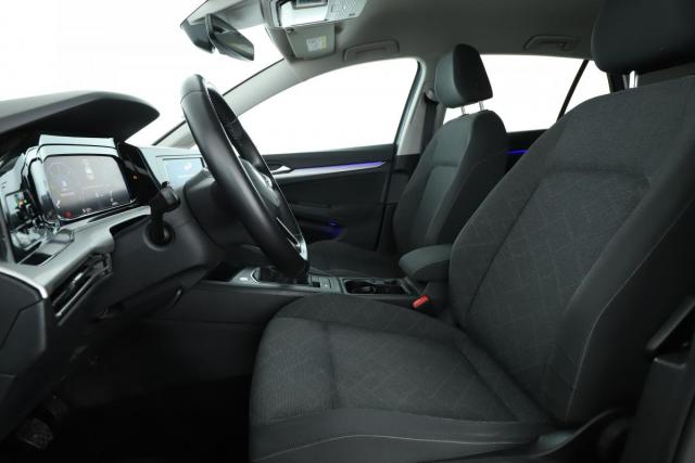 Volkswagen Golf image 6