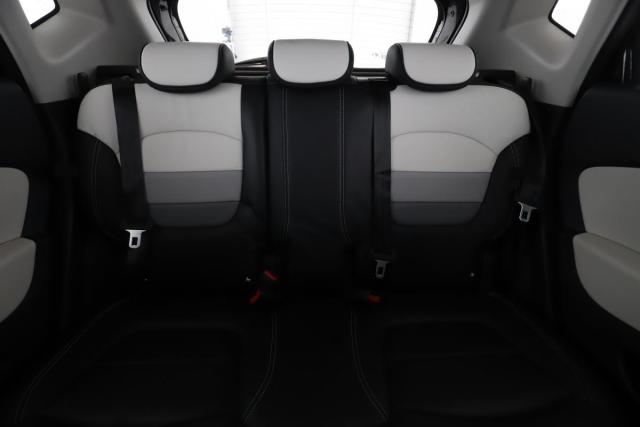 Renault Captur image 9