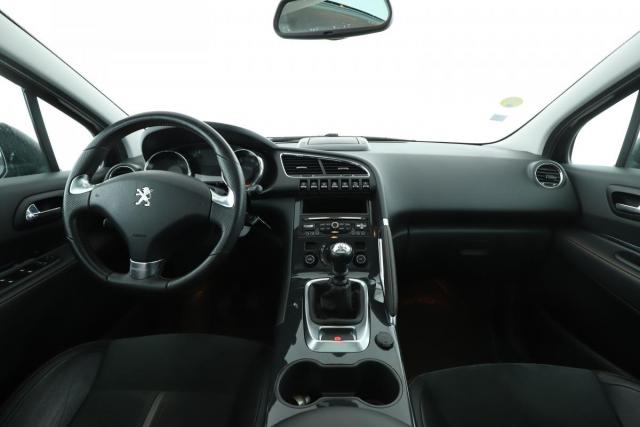 Peugeot 3008 image 8