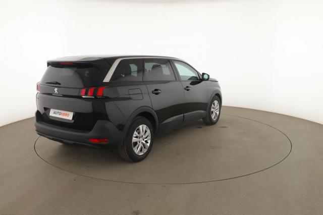 Peugeot 5008 image 3