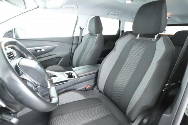 Peugeot 5008 image 4