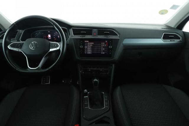 Volkswagen Tiguan image 8