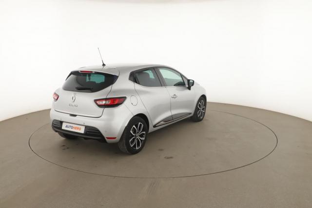 Renault Clio image 2