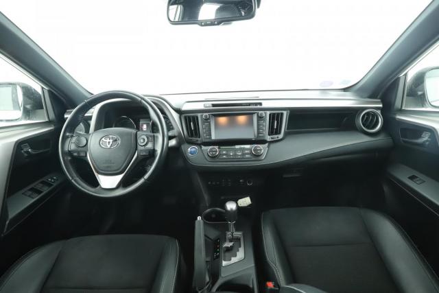 Toyota Rav4 image 9