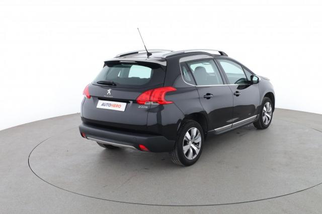 Peugeot 2008 image 8
