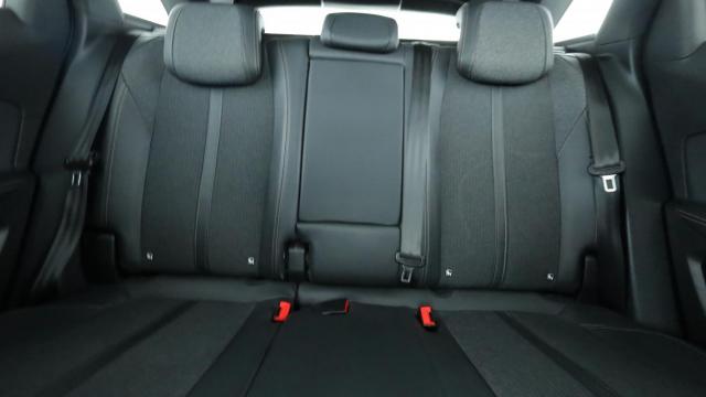 Peugeot 3008 image 3
