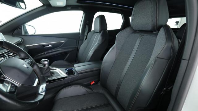 Peugeot 3008 image 6