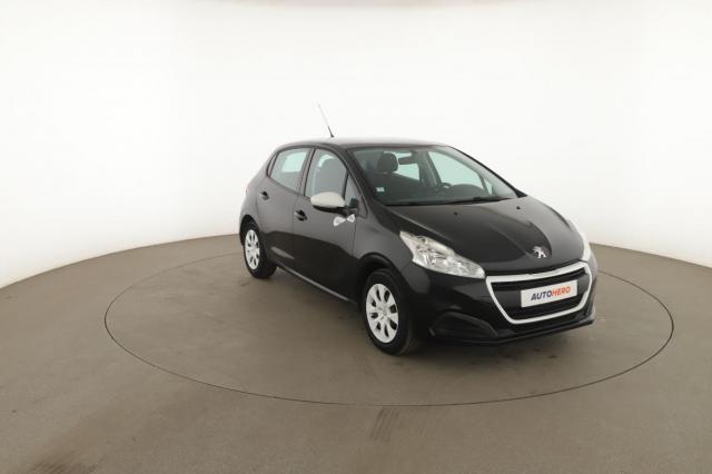 Peugeot 208 image 6