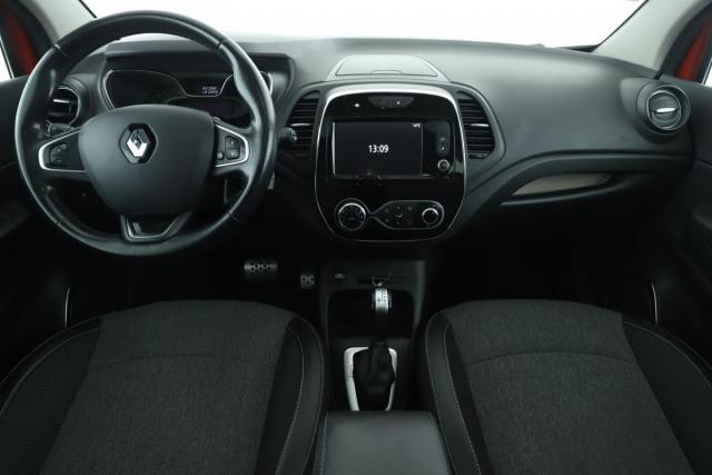 Renault Captur image 2