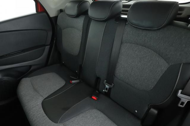 Renault Captur image 9