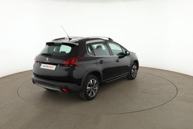 Peugeot 2008 image 7