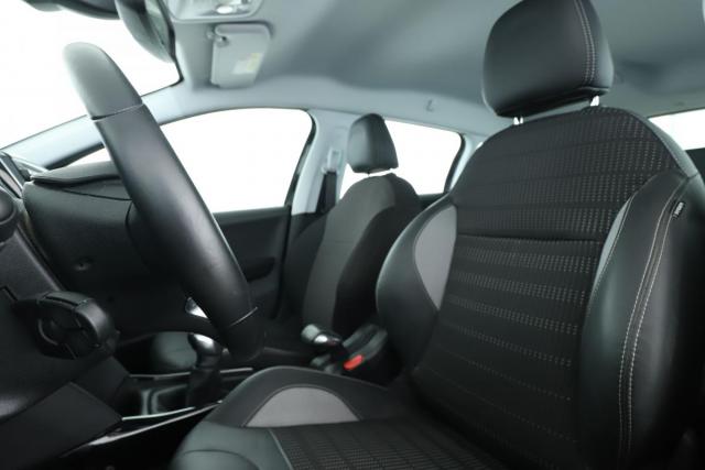 Peugeot 2008 image 5