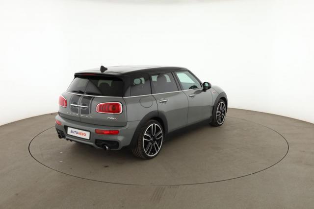 Mini Clubman image 8