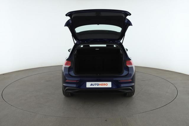 Volkswagen Golf image 4