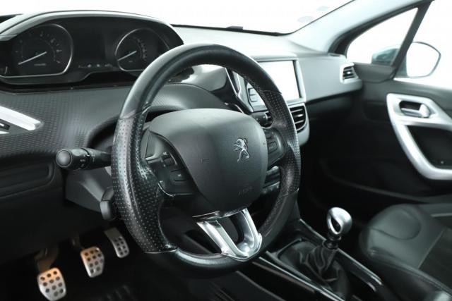 Peugeot 2008 image 9
