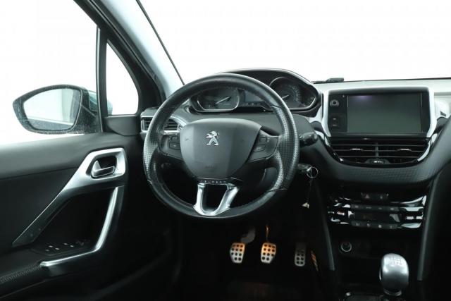 Peugeot 2008 image 3